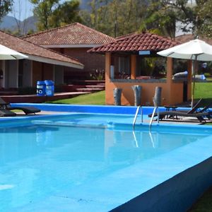 Hotel Chapala Country